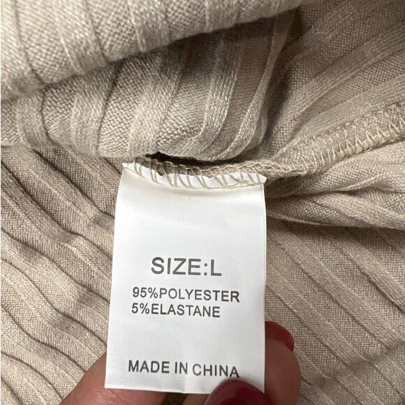 Men's Large Beige Muscle T Shirts Stretch Short Sleeve V Neck Ribbed Slim Fit - Picture 3 of 7